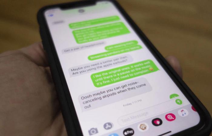 الاتحاد الأوروبي لن يجبر آبل على تغيير iMessage